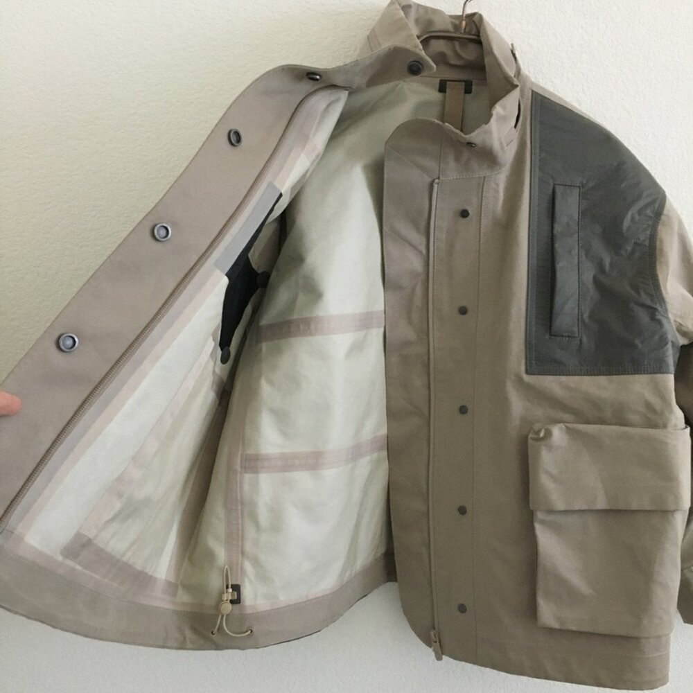 LULULEMON Gathering Storm Short Jacket Womens Size 4 Waterproof Windproof Beige - Picture 8 of 16